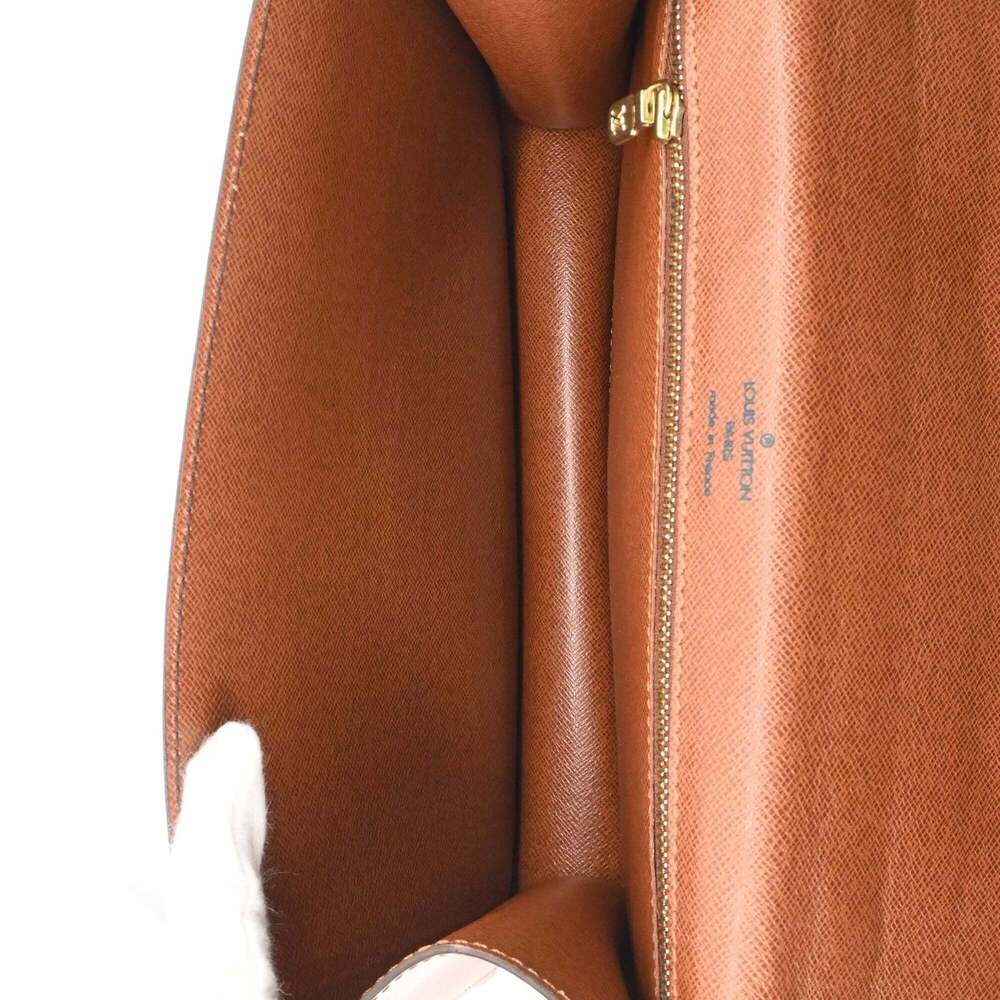 LOUIS VUITTON Brown Monogram Canvas Shoulder Bag - Picture 7 of 16